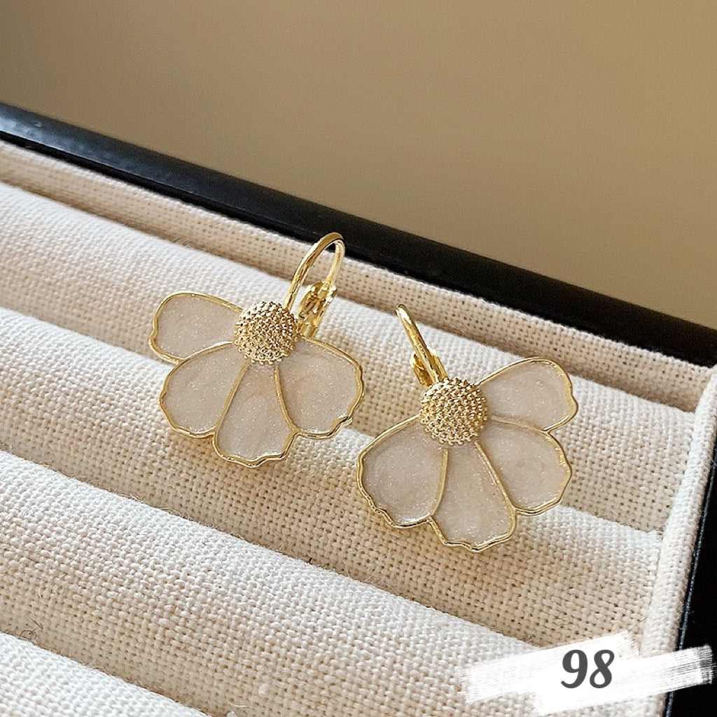 Vintage Oil Painting Style Earrings