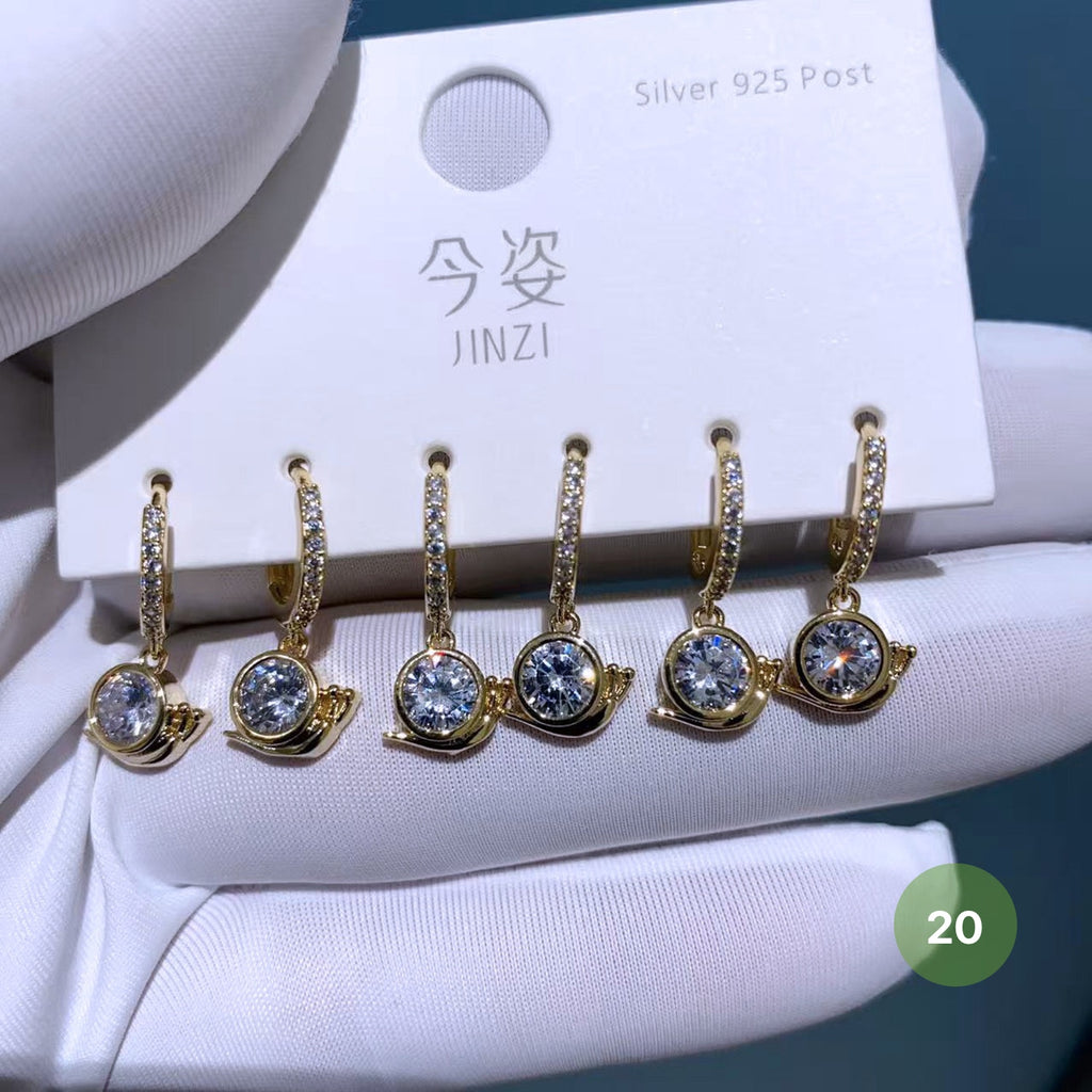 Cute Tiny Hoop Earrings
