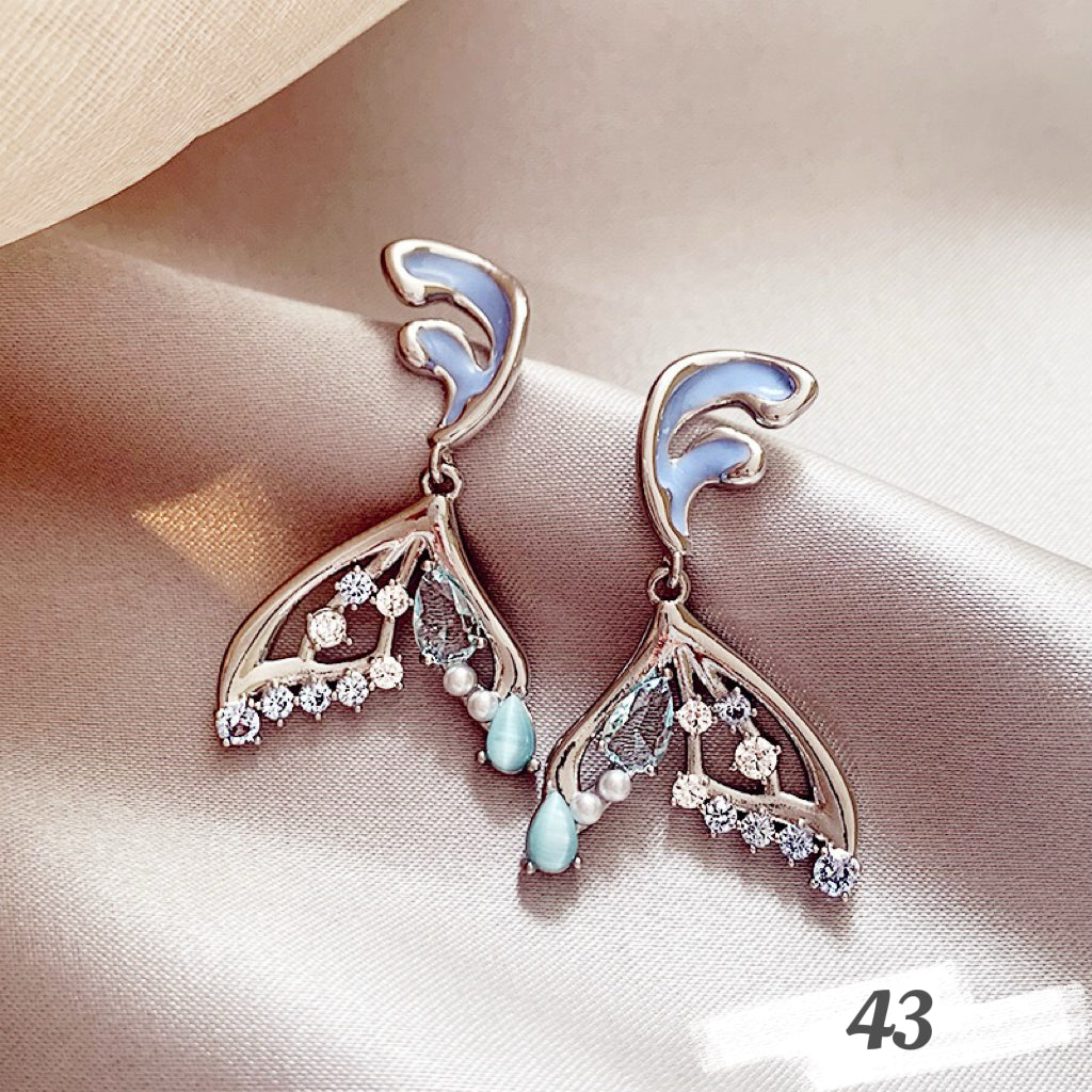 Vintage Oil Painting Style Earrings