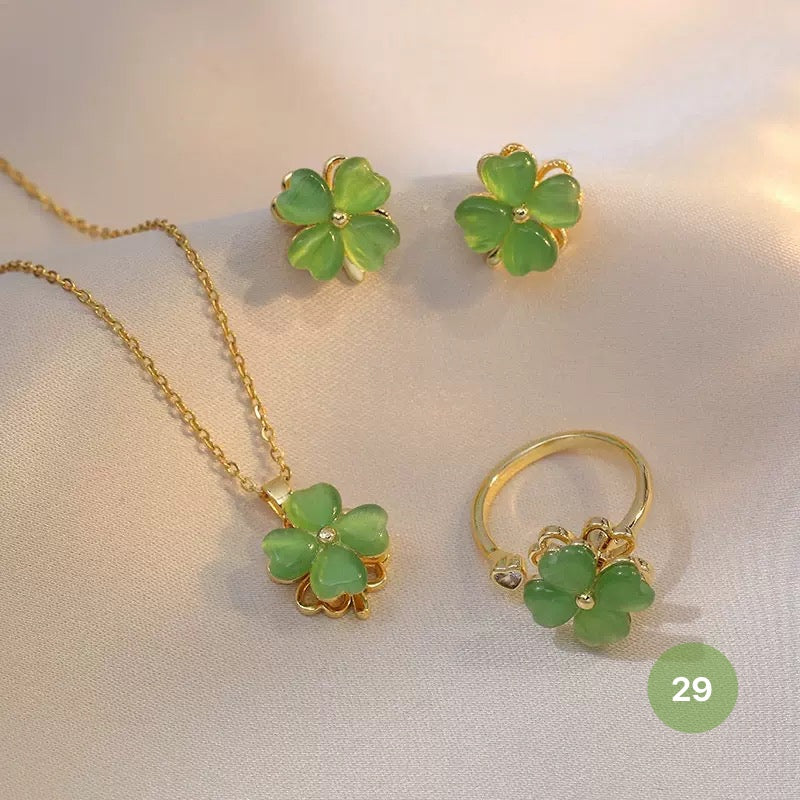 Spinner Jewelry Set