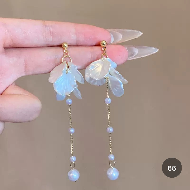 New Dainty Dangle Earrings
