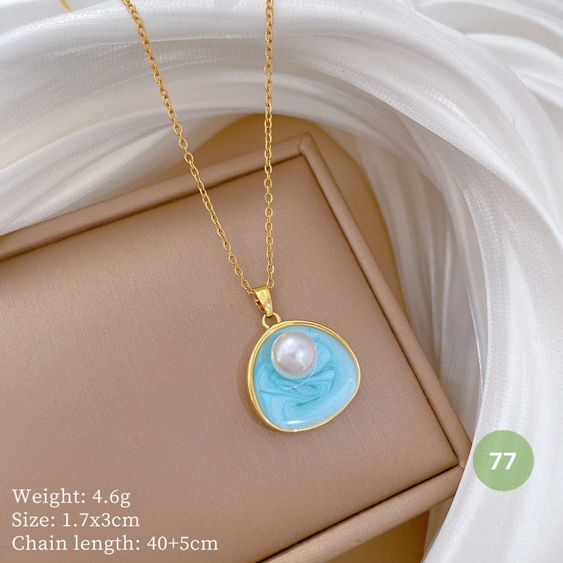 Shiny Golden Necklace