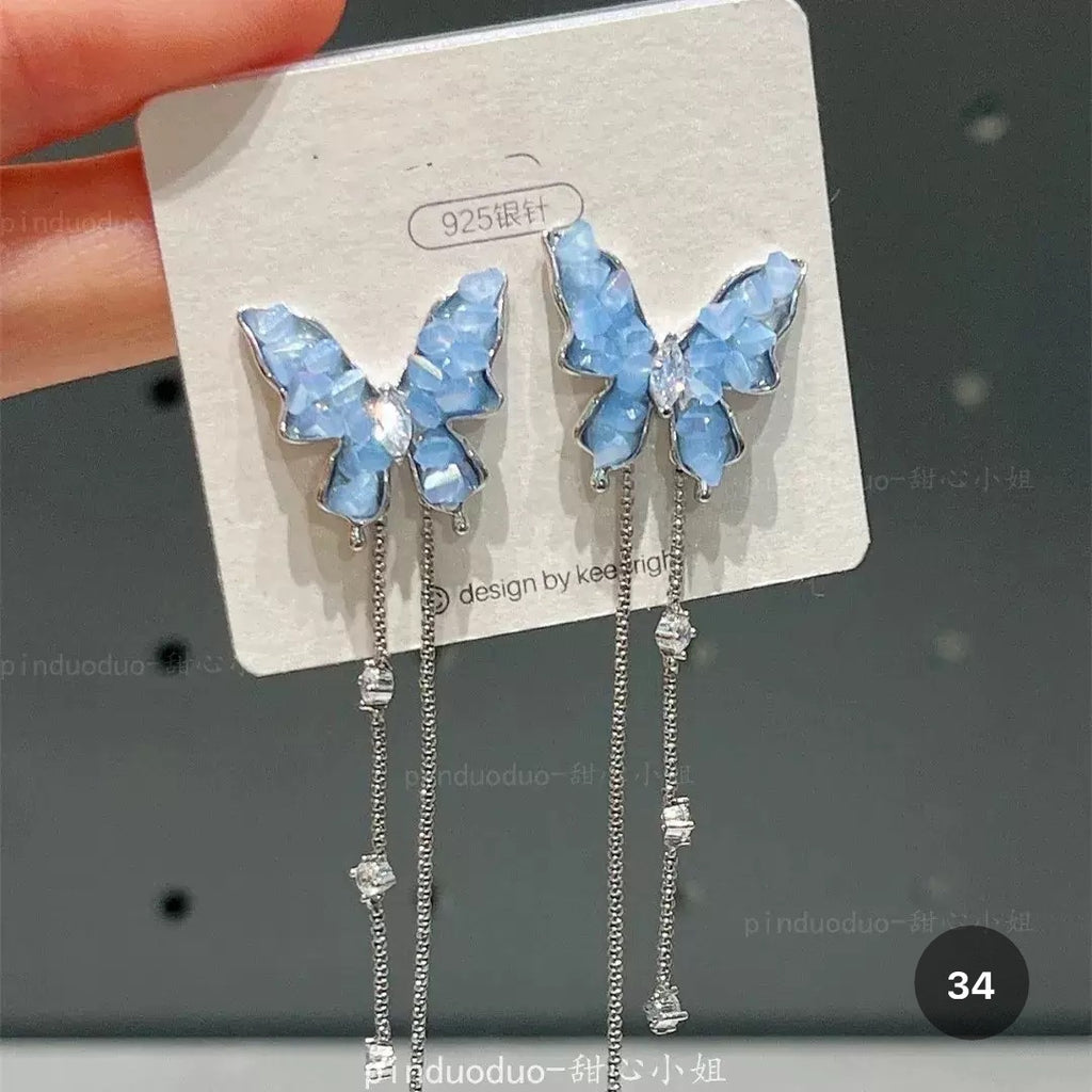New Dainty Dangle Earrings