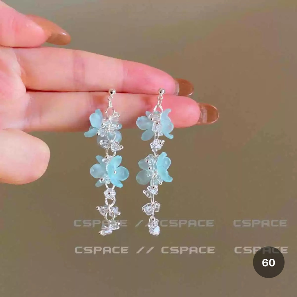 New Dainty Dangle Earrings