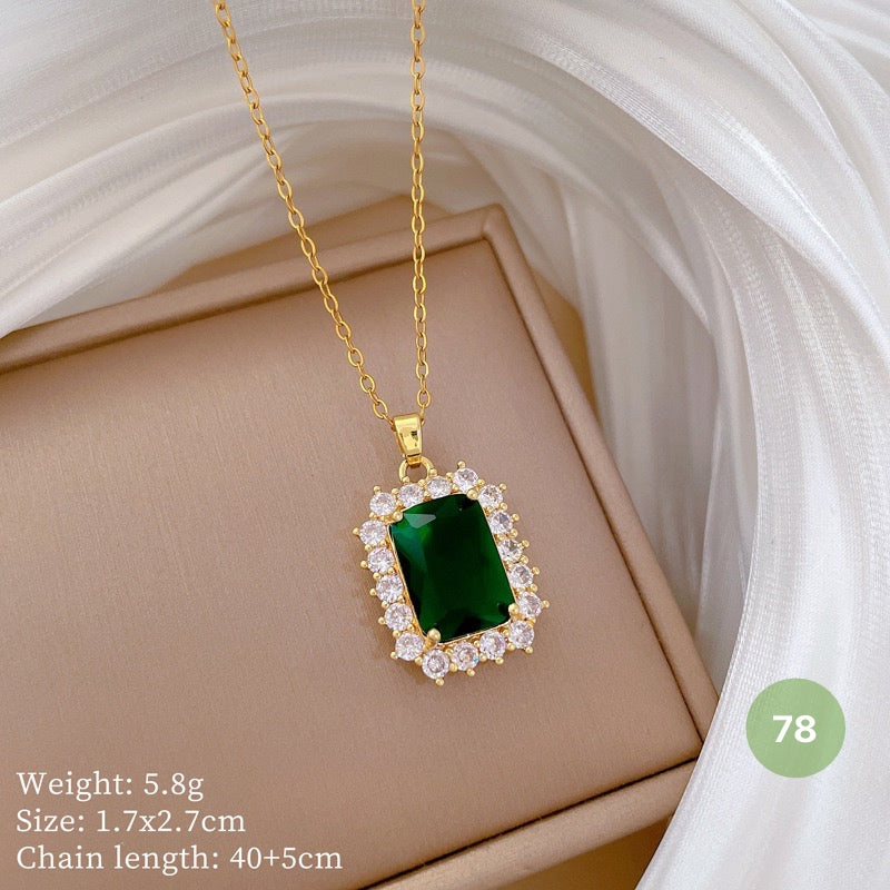 Shiny Golden Necklace
