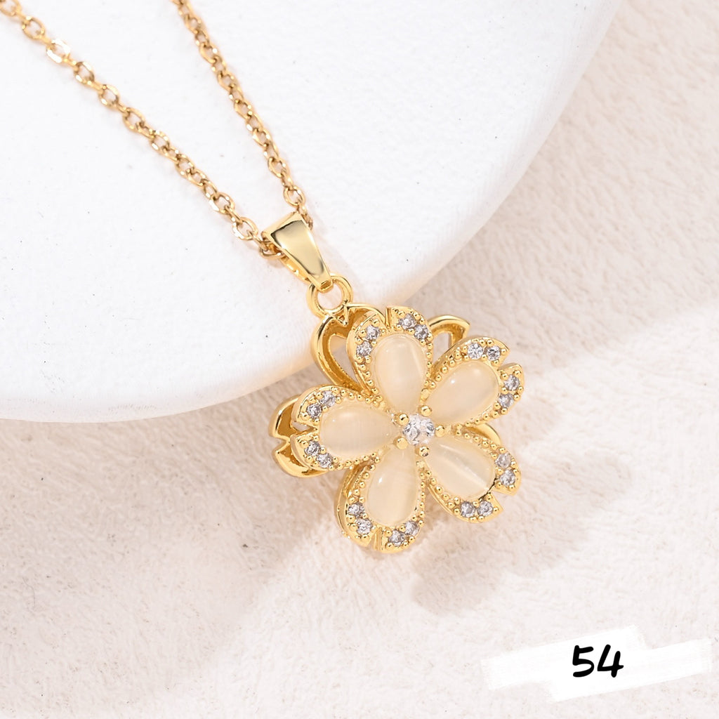 Shiny Spinner Necklace