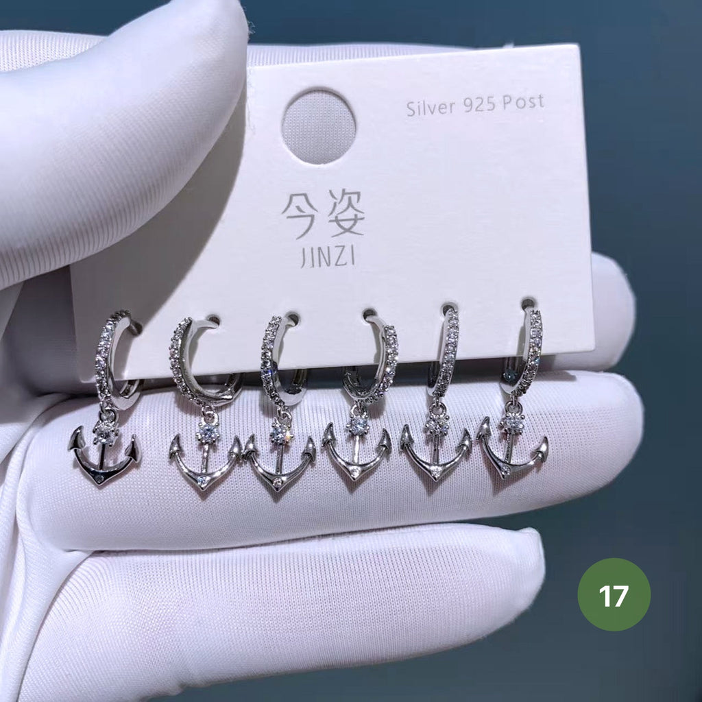 Cute Tiny Hoop Earrings