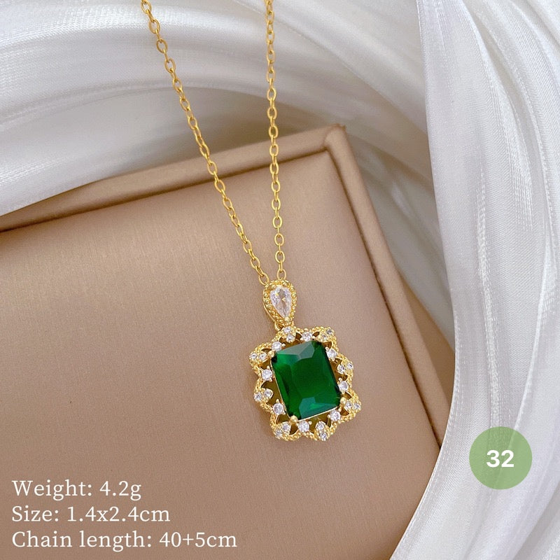 Shiny Golden Necklace