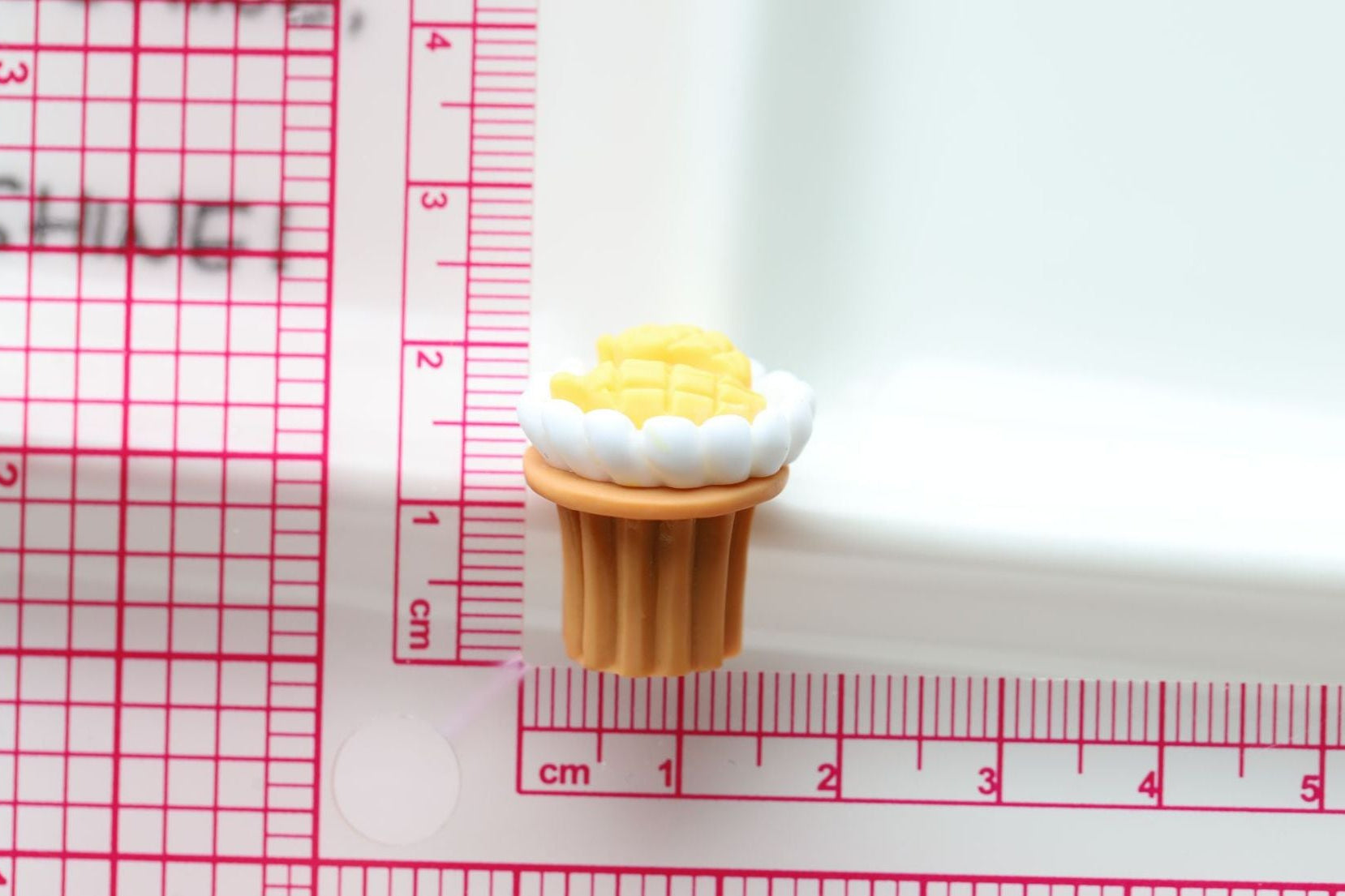 Copyright new resin jewelry accessories diy butter gum accessories wholesale three-dimensional simulation food play fruit cake