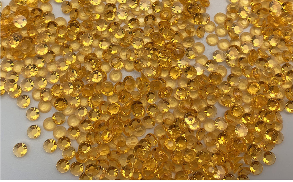 Glowing Rhinestones 3mm  (Strong Luminous)