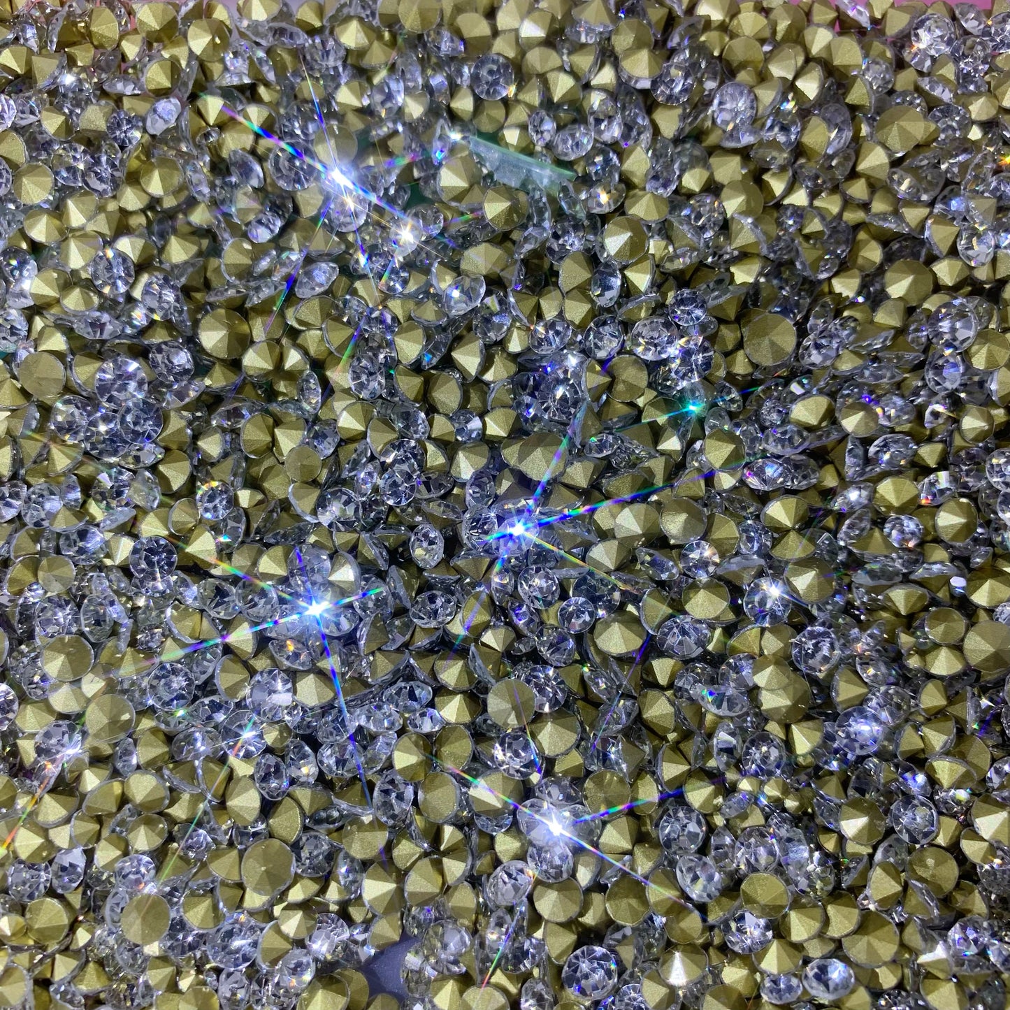 Round Crystal Rhinestones (Not Luminous)