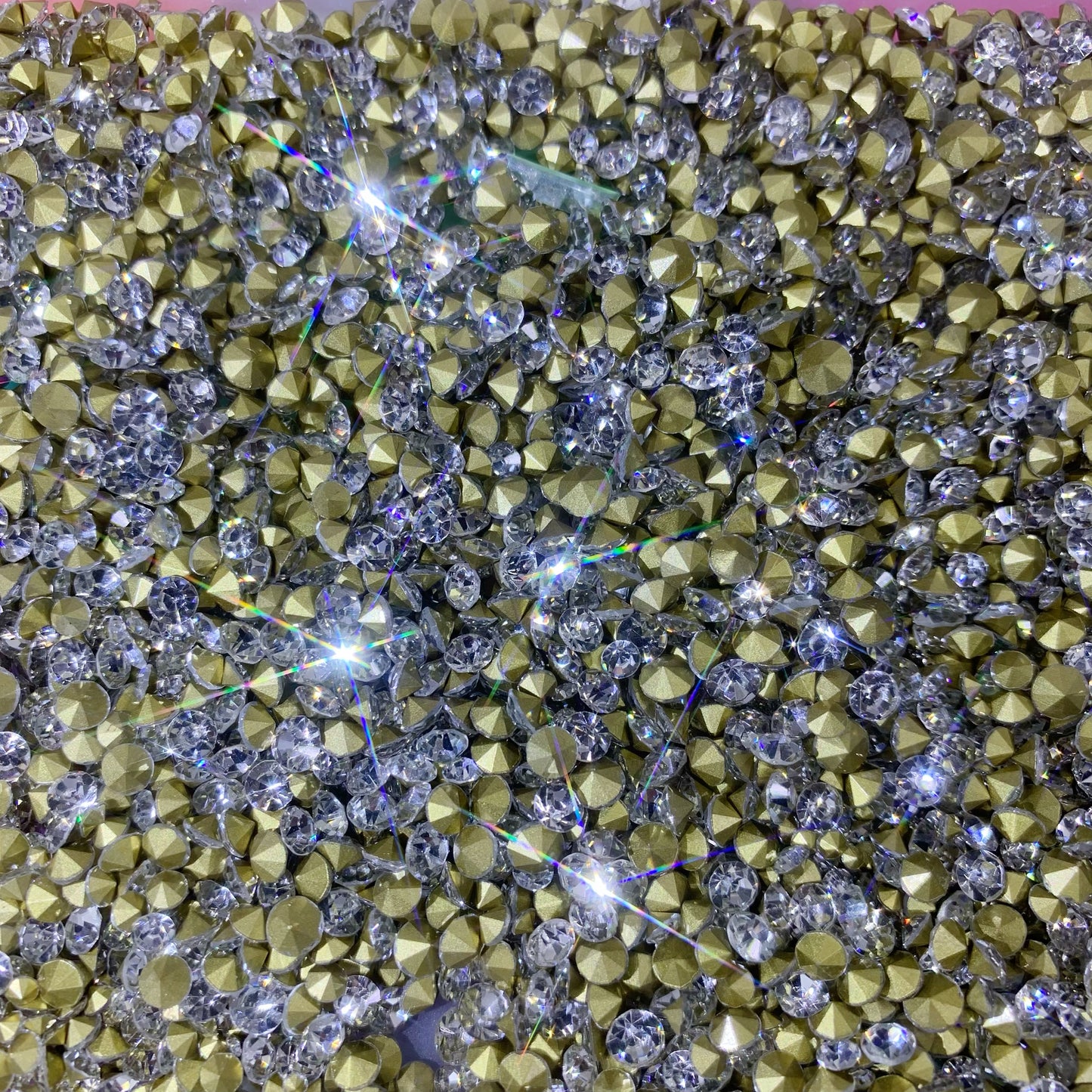 Round Crystal Rhinestones (Not Luminous)